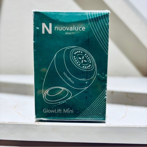 ✨ Nuovaluce GlowLift Mini — Compact Facial Toning Device (NEW, sealed) - Picture 2 of 6